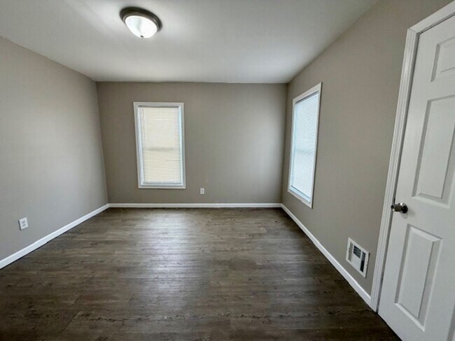 Foto del edificio - 97 Fairgrove St