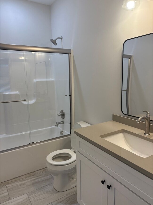 Foto del edificio - For Rent