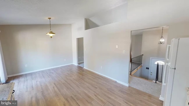 Dining room - 22234 Hawthorne Way