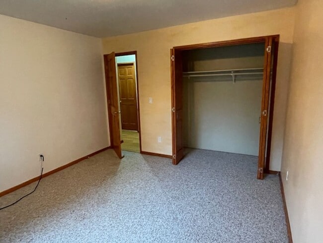 Foto del edificio - 1216 Purtov St