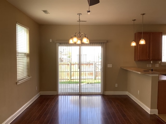 Foto del edificio - 8811 Shadowglen Dr