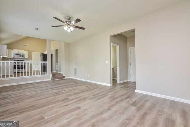 Building Photo - 3547 Spring Shoals