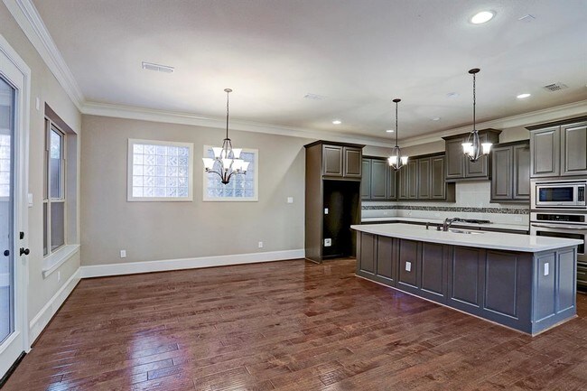 Building Photo - 1103 Oakmont Glen Ct
