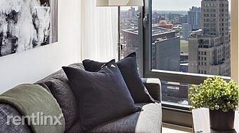 Foto del edificio - 250 Ashland Pl
