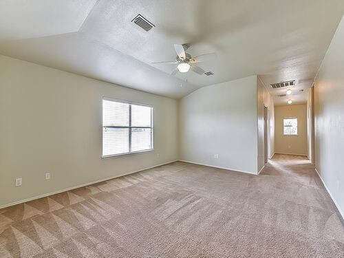 Building Photo - 24530 Lakecrest Village Dr
