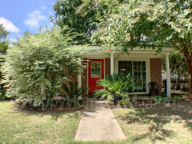 Photo - 1521 Brookbank Ave House