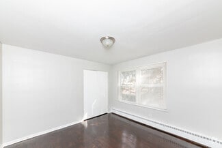 Building Photo - 3052 N Kostner Ave
