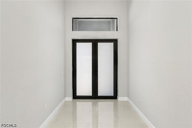 Building Photo - 2708 Diplomat Pkwy W