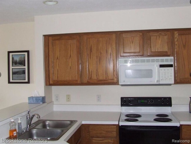 Building Photo - 1581 Weatherstone Dr