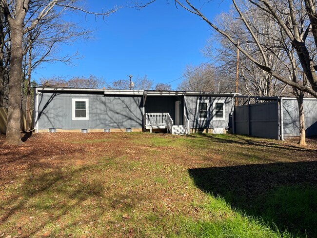 Foto del edificio - 3345 E Ridge Rd
