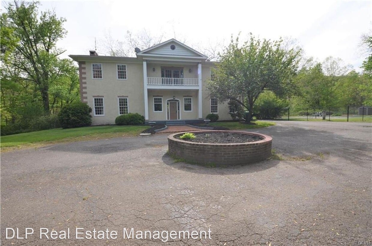 Primary Photo - 5 br, 2.5 bath House - 1 Harmony Terrace