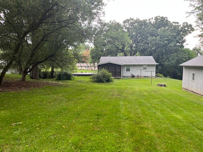 Foto del edificio - 8649 Terry Rd