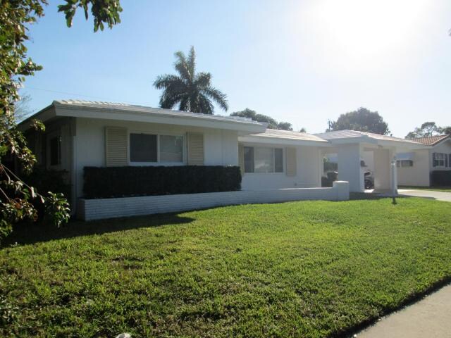 Primary Photo - 1154 SW 3rd St