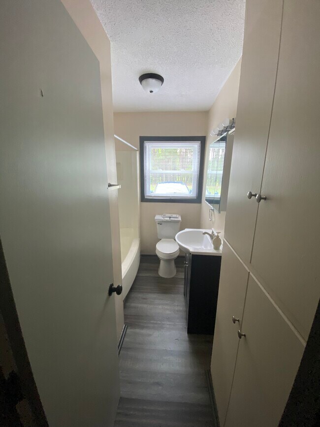 2033 Shelly St, Newberry, SC 29108 Apartments in Newberry, SC