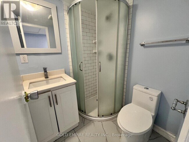 Photo du bâtiment - 1532 Western Rd