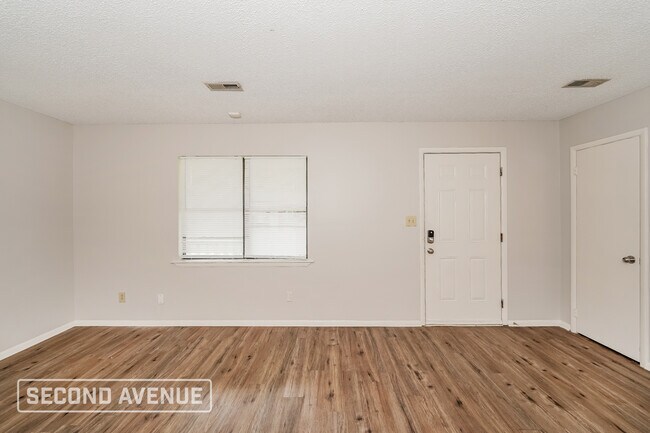 Foto del edificio - 3920 11th Ave N