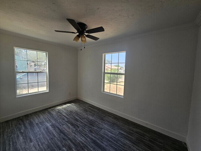 Building Photo - Fully Renovated Home with Spacious Yard – ...