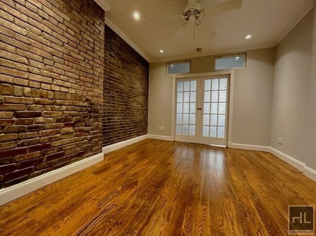 Foto del edificio - 2ND AVE.