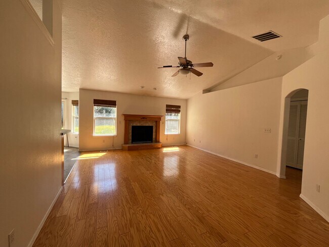 Foto del edificio - 11917 W Lewisburg Ct