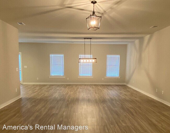 Building Photo - 3 br, 2 bath House - 166 Wisconsin Avenue