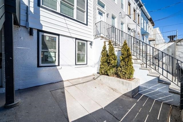 Building Photo - 155 Van Horne St