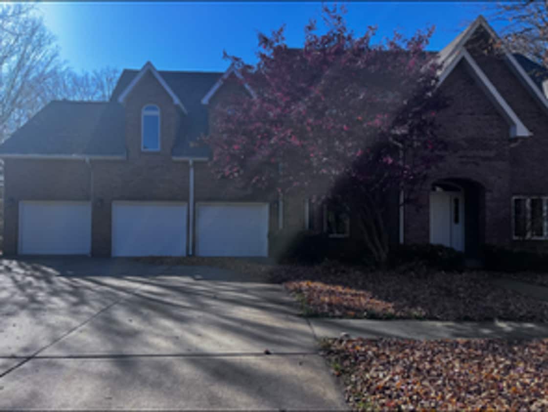Primary Photo - House in Washington IL, 4 bedrooms / 3.5 baths and 3 car attached garage
