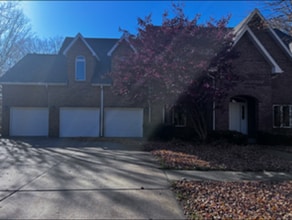 Building Photo - 1708 Steeplechase