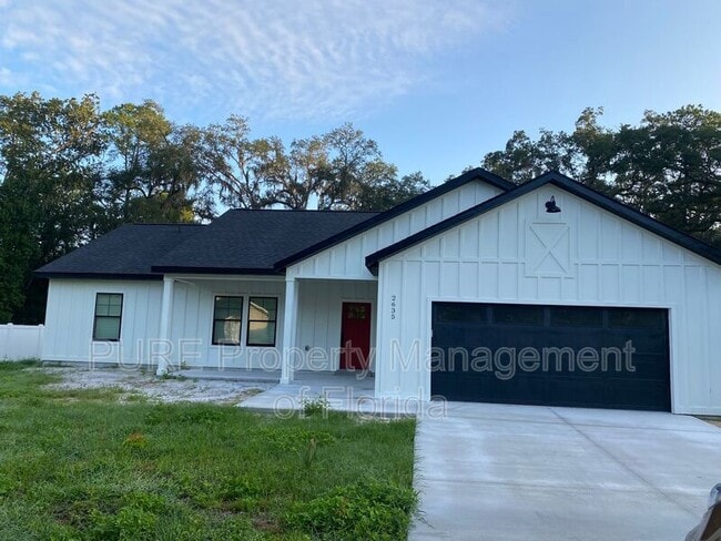 Building Photo - 2635 NE 37th Place Rd