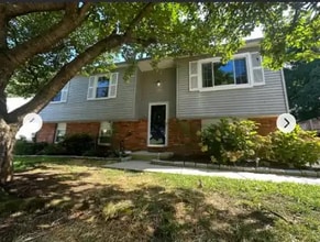 Building Photo - 253 Overleaf Dr