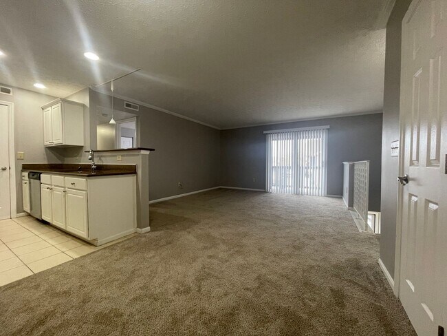 Building Photo - 5359 Cypress Chase