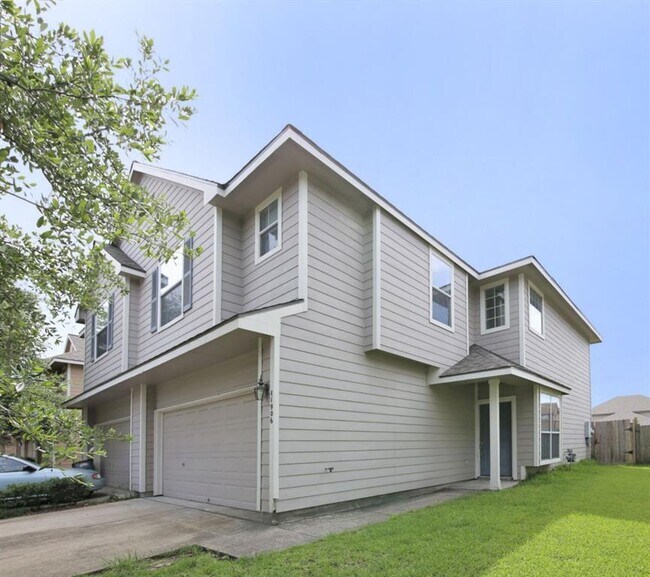 Foto del edificio - 11906 Ramla Place Trail