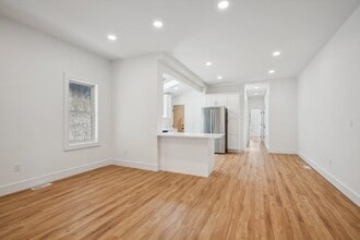 Building Photo - 215 Harrison Ave