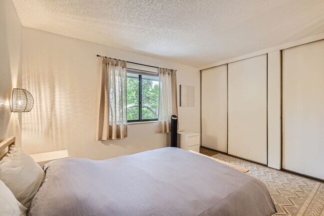 Foto del edificio - 925 Columbia Rd