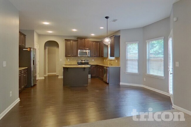 Foto del edificio - 1562 Pressley Ln