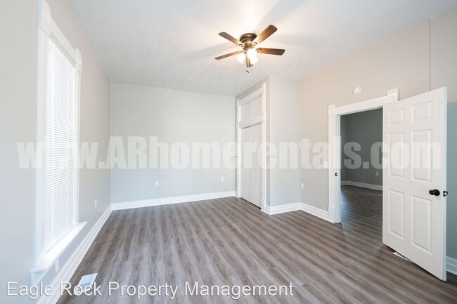 Foto del edificio - 3 br, 2 bath House - 111 North Park Street