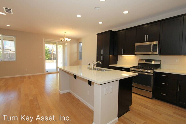 Building Photo - 4 br, 3.5 bath House - 4805 Tusk Way