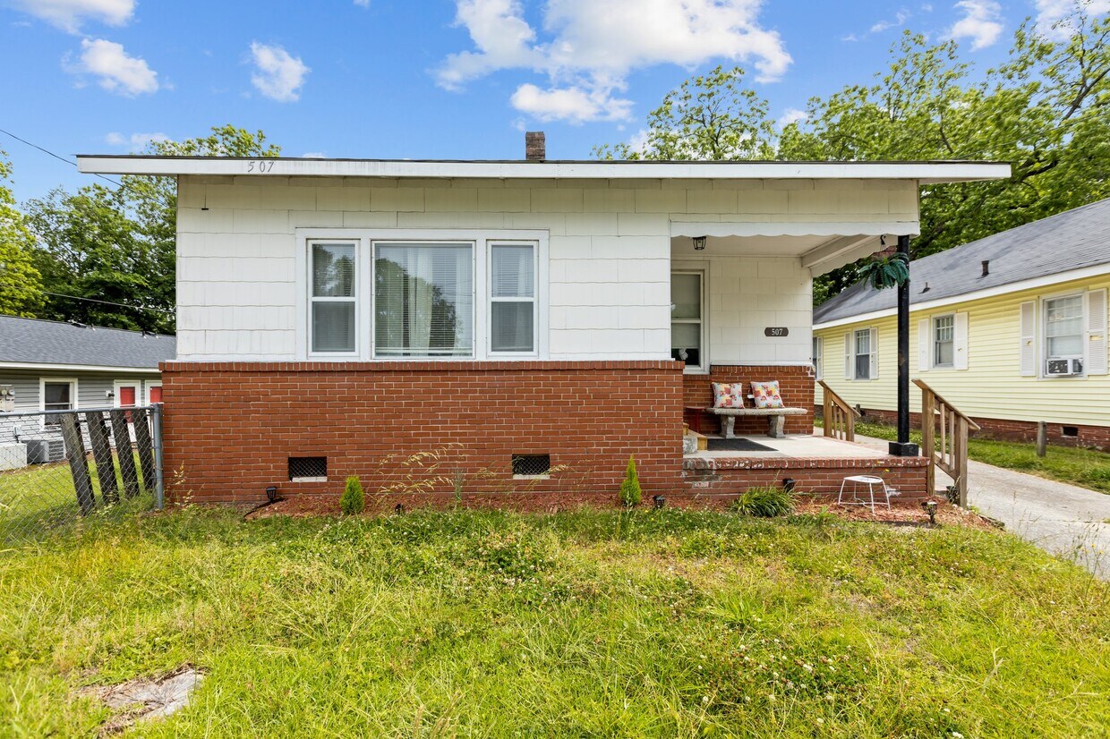 Primary Photo - 507 W 3rd St