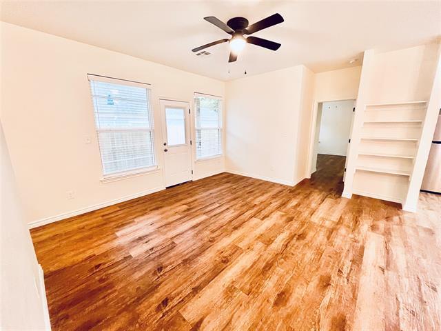 Foto del edificio - 523 E Hanna St