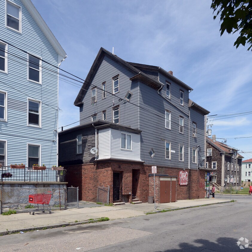 Building Photo - 189-191 Belleville Ave