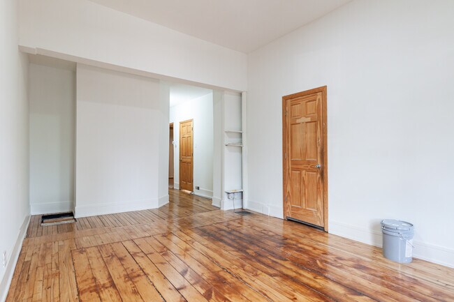 Foto del edificio - 1634 N Whipple St