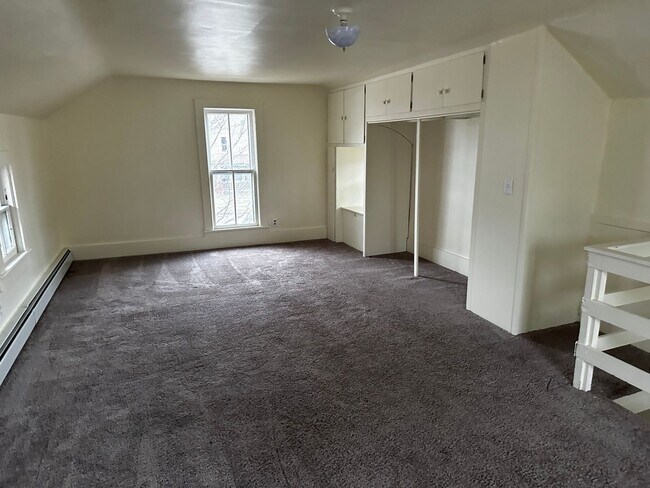 Foto del edificio - FREE JANUARY RENT!! Pet Friendly 3 Bedroom...