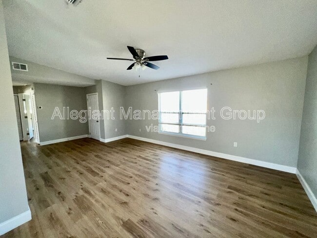 Building Photo - 341 Cortez Ct