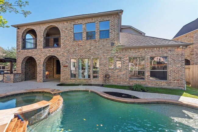 Building Photo - 1302 Pitkin Iron Ct