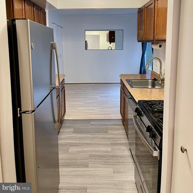 11222 Cherry Hill Rd Unit 101, Beltsville, MD 20705 Room for Rent in