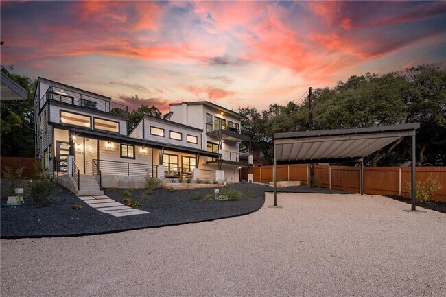 Building Photo - 7059 Comanche Trail