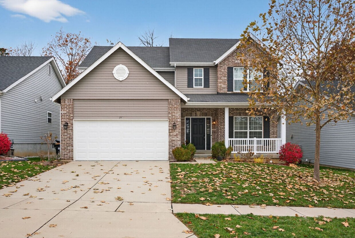 Foto principal - Beautiful 4-Bedroom Home with Modern Upgrades