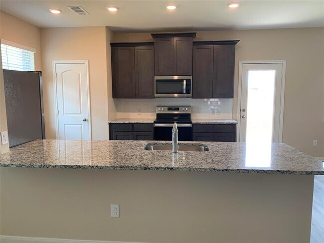 Foto del edificio - 263 Honeysuckle