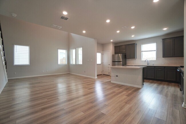 Foto del edificio - 2513 Danbury Ln