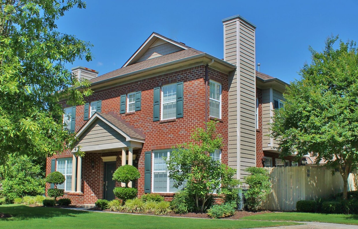 Foto principal - Ridgely Manor Condo! Some Utilities Includ...