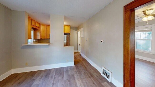 Building Photo - 4 Bedroom House for Rent!